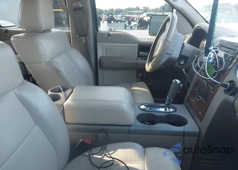 2004 Ford F-150 Lariat/Xlt из США, поврежденный, VIN 1FTPW12584KA76877